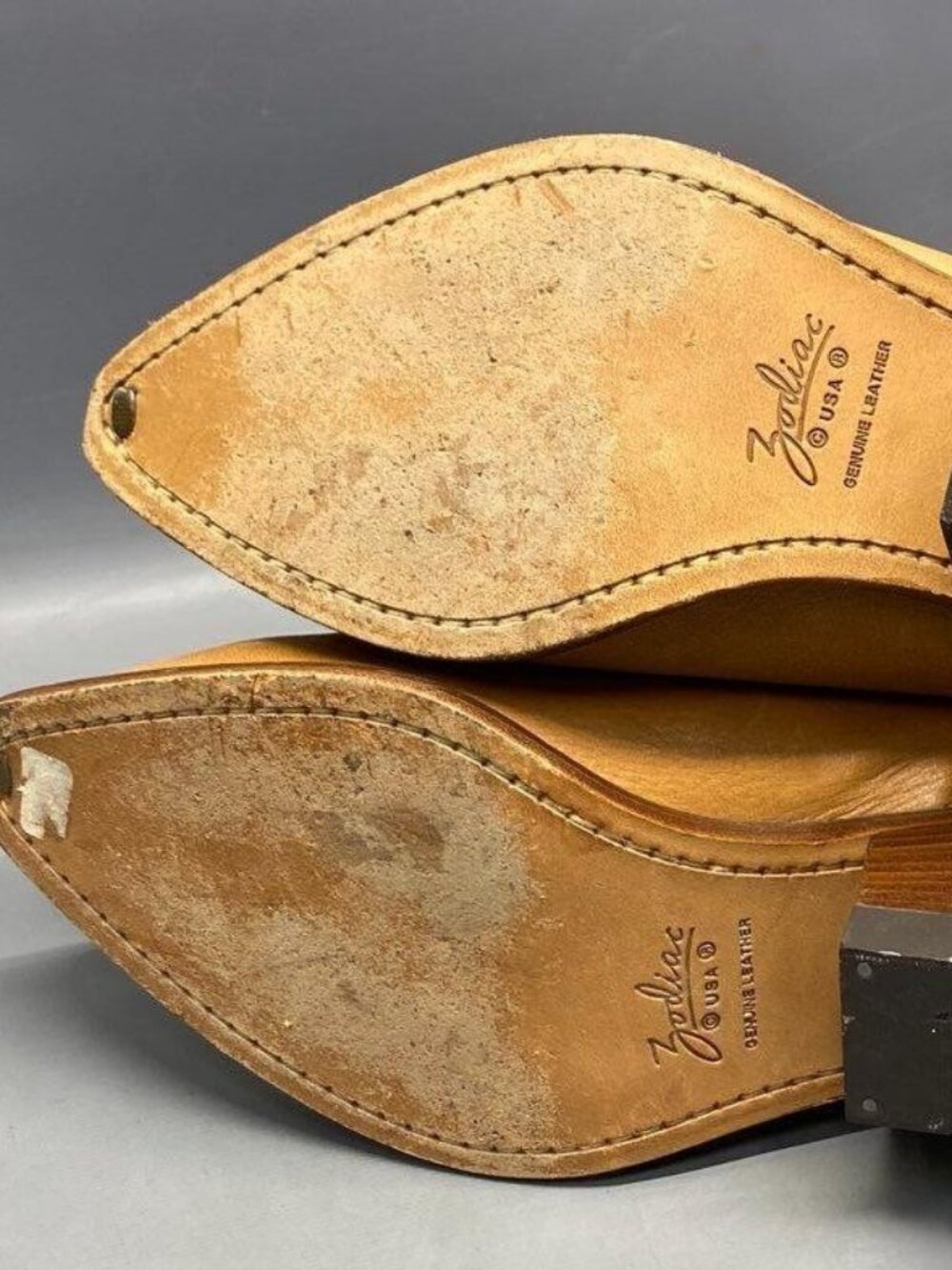 Excellent Vintage Zodiac Native American Painted brn Leather Ankle Boots size 9 - Picture 8 of 12